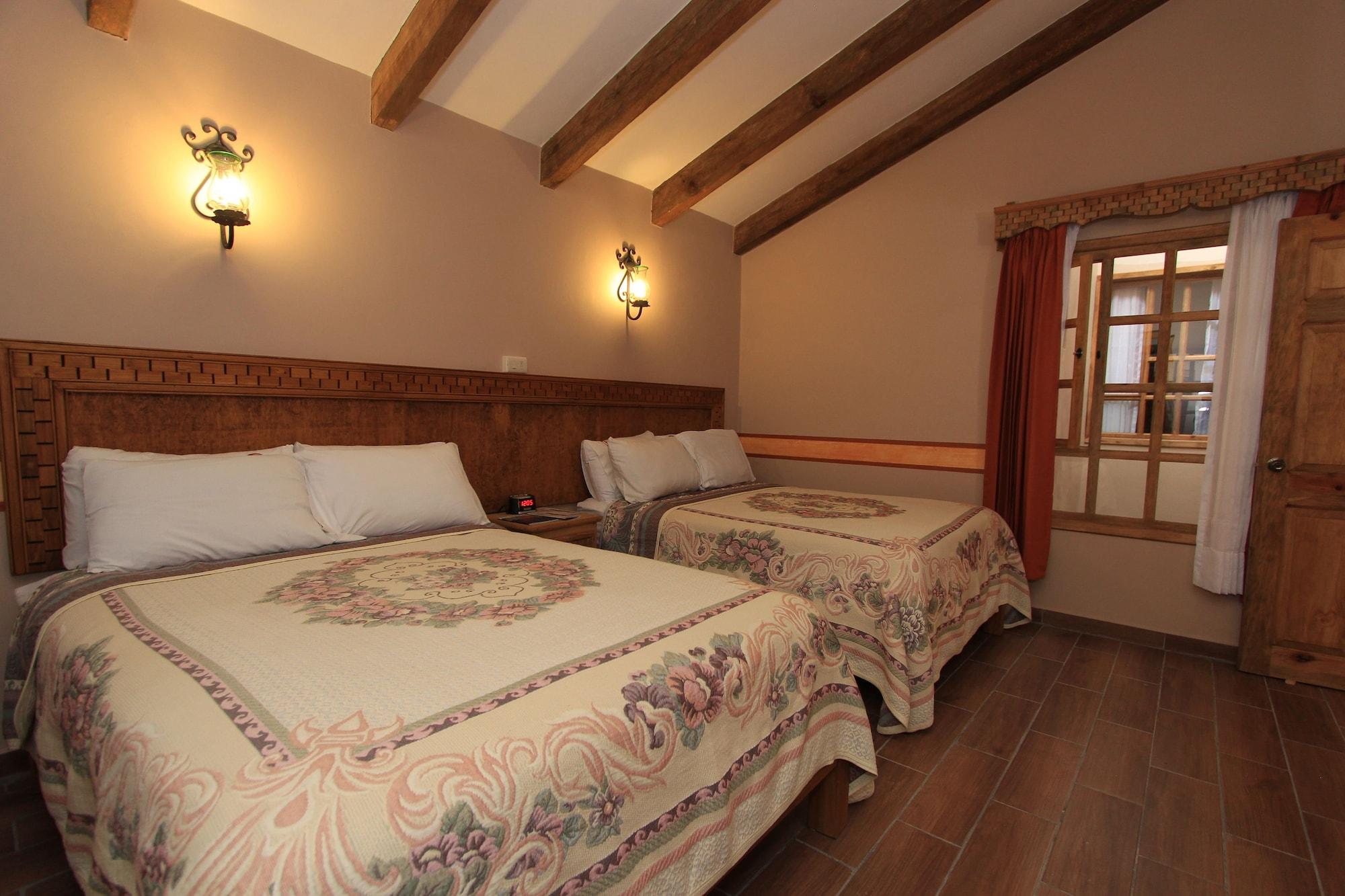 Hotel La Casa De Mama ซานกริสโตบัล เด ลาสกาซาส ภายนอก รูปภาพ