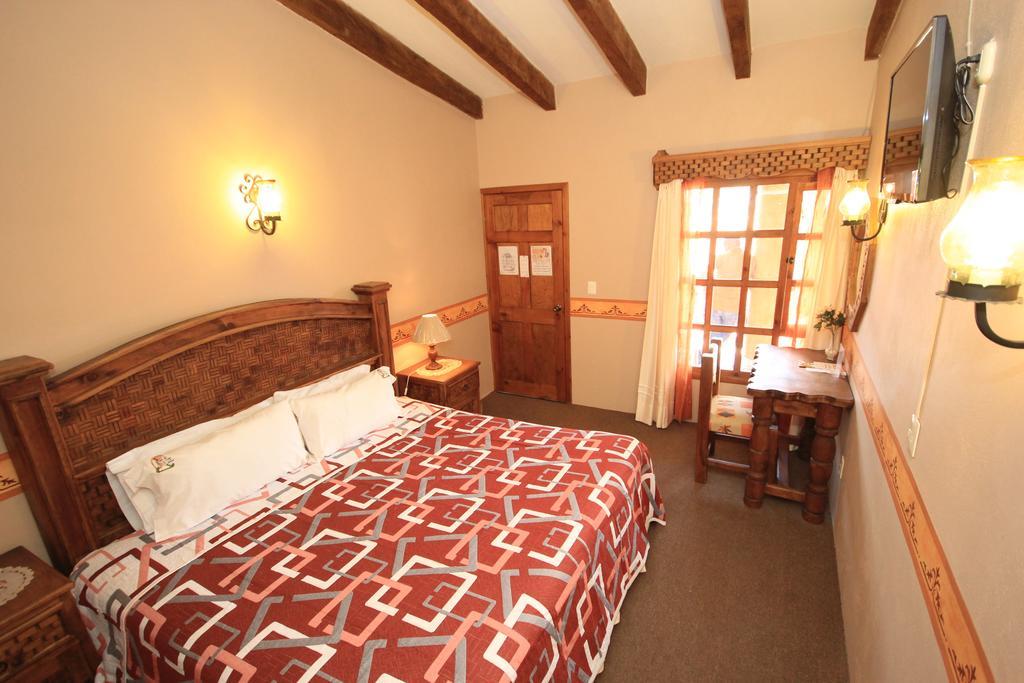 Hotel La Casa De Mama ซานกริสโตบัล เด ลาสกาซาส ห้อง รูปภาพ